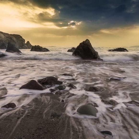 friedrich nietzsche Quotes Looking Back,Trembling,Abyss